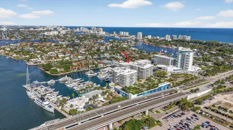 2311 SE 17th St #204, Fort Lauderdale, FL 33316
