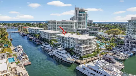 2311 SE 17th St #204, Fort Lauderdale, FL 33316