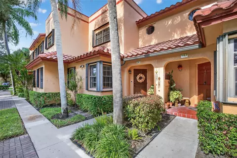 261 NE 16th Pl #303, Fort Lauderdale, FL 33305