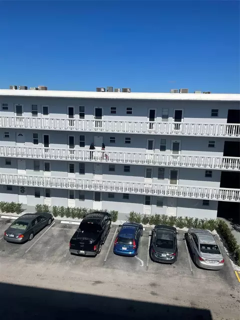 604 NE 2nd St #231, Dania Beach, FL 33004