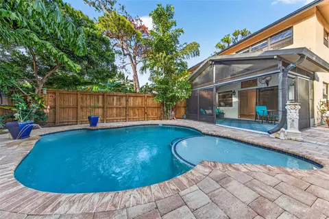 2117 NE 11th Ave #2117, Wilton Manors, FL 33305