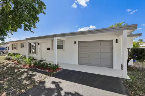 1040 N 74th Way, Hollywood, FL 33024