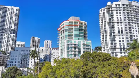 111 SE 8th Ave #PH-1701, Fort Lauderdale, FL 33301