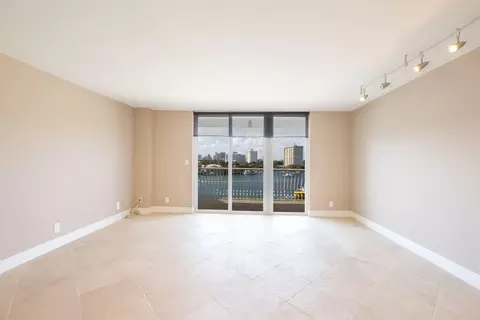 1 Las Olas Cir #605, Fort Lauderdale, FL 33316