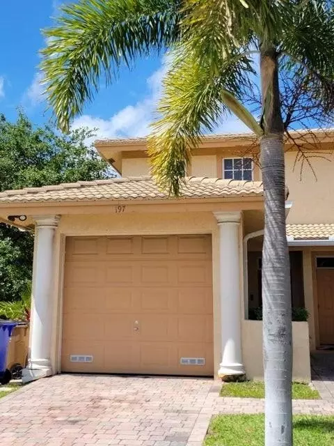 197 NW Eller, Deerfield Beach, FL 33441