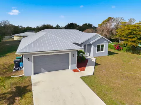 3269 NW 24th Ave, Okeechobee, FL 34972 photo 2