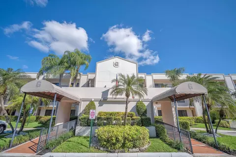 10738 W Clairmont Cir #206, Fort Lauderdale, FL 33321