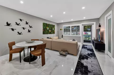 1930 NE 2nd Ave #L111, Wilton Manors, FL 33305