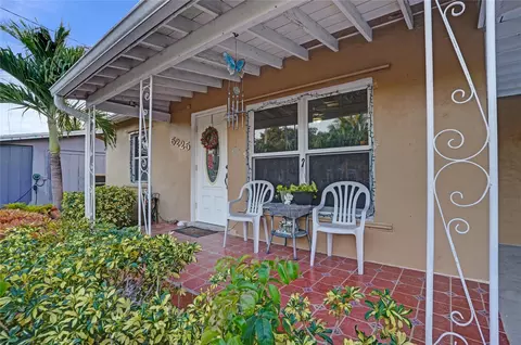 5225 NE 2nd Ter, Oakland Park, FL 33334