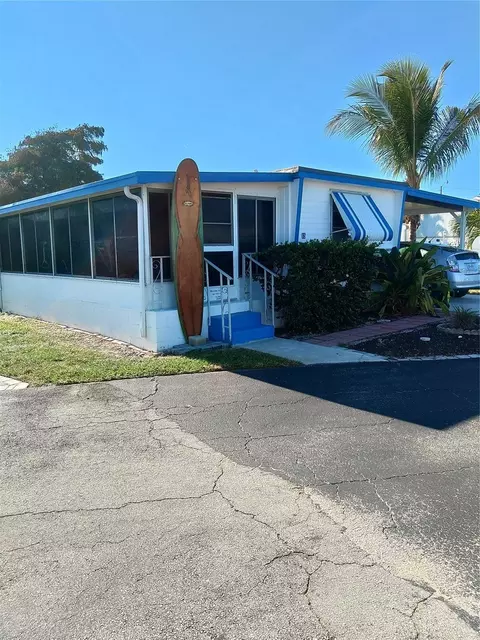 13827 S Indian River Dr, Jensen Beach, FL 34957