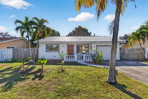 3330 NW 69th St, Fort Lauderdale, FL 33309
