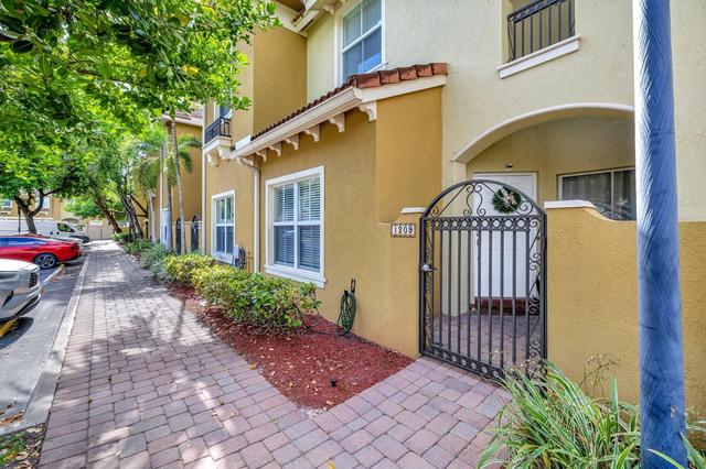 2851 W Prospect Rd #1209, Tamarac, FL 33309