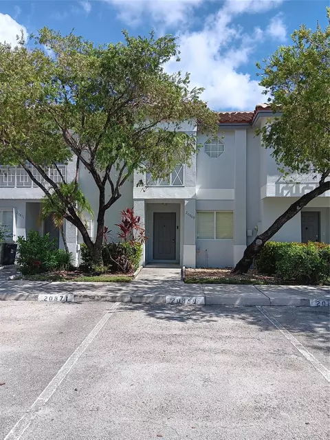 20869 NW 2nd St #1, Pembroke Pines, FL 33029