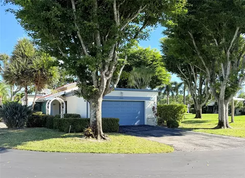 5541 Ainsley Ct, Boynton Beach, FL 33437
