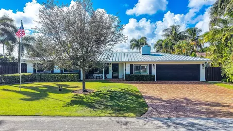 2713 NE 21st Ave, Fort Lauderdale, FL 33306