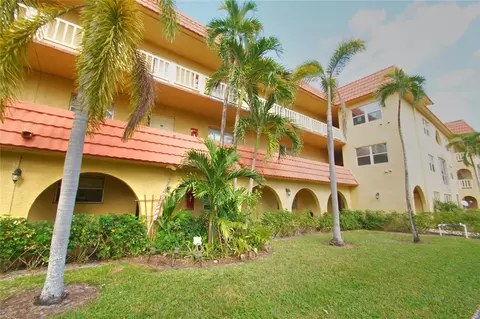 10762 La Placida Dr #205, Coral Springs, FL 33065