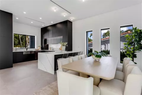 Dining - 3205 Leigh Rd, Pompano Beach, FL 33062 photo 2 of 3