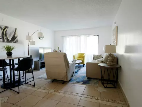 1920 N Congress Ave #105, West Palm Beach, FL 33401