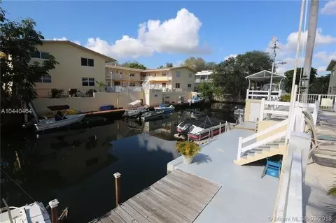 1820 Venice Park Dr #205, North Miami, FL 33181