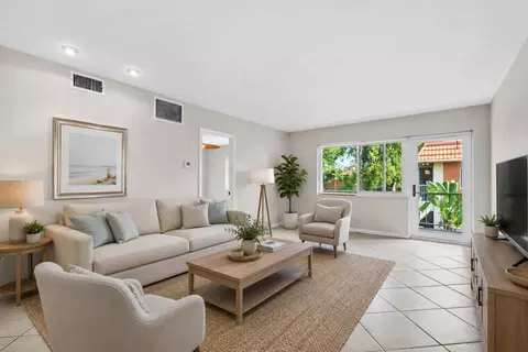 119 NE 19th Ct #203G, Wilton Manors, FL 33305