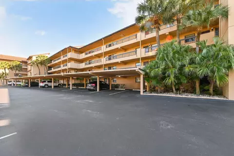 1036 Us Highway 1 #123, North Palm Beach, FL 33408