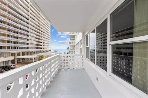 4010 Galt Ocean Dr #312, Fort Lauderdale, FL 33308