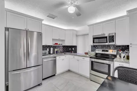 2260 Seagrape Cir, Coconut Creek, FL 33066