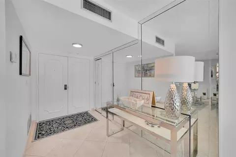 3410 Galt Ocean Dr #204N, Fort Lauderdale, FL 33308