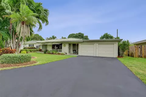 1892 NE 33rd St, Oakland Park, FL 33306
