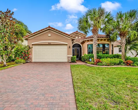 5562 40th Ave, Vero Beach, FL 32967