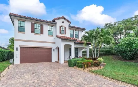 11725 Bayview Circle Cir, Parkland, FL 33076