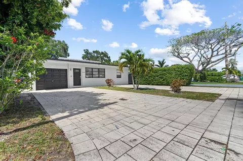 6375 SW 29th St, Miami, FL 33155