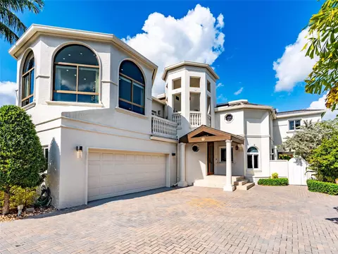 2615 E Las Olas Blvd, Fort Lauderdale, FL 33301