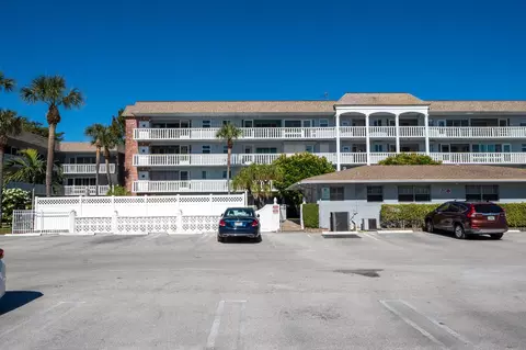 1965 SE 5th Ct #104, Pompano Beach, FL 33060