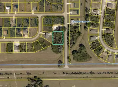 3031 Mockingbird Ln, Labelle, FL 33935