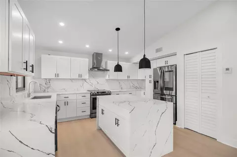 1951 NE 28th Ct, Lighthouse Point, FL 33064 photo 4