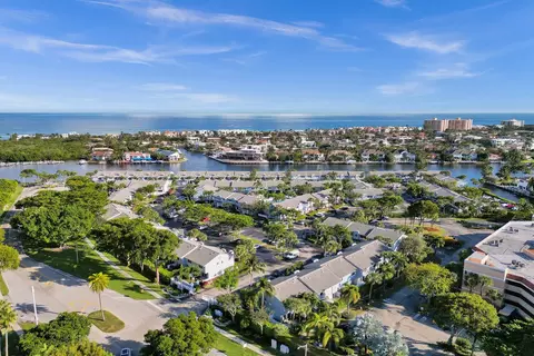 1010 E Jeffery St, Boca Raton, FL 33487