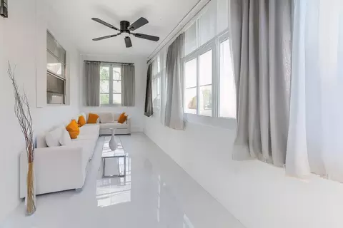 2401 NW 41st Ave #101, Lauderhill, FL 33313