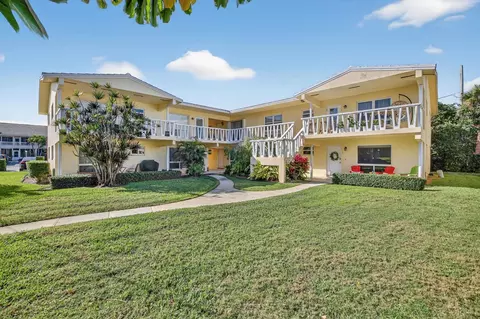2755 NE 28th Ave #E2, Lighthouse Point, FL 33064