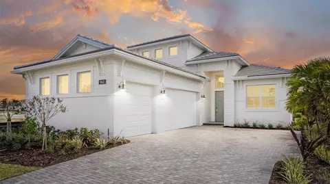 9643 St Germain Dr, Palm Beach Gardens, FL 33412