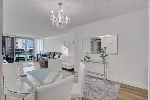 2501 S Ocean Dr #338, Hollywood, FL 33019