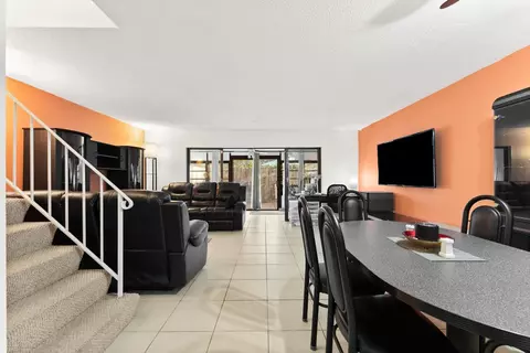 3320 Simms St #11C, Hollywood, FL 33021 photo 4