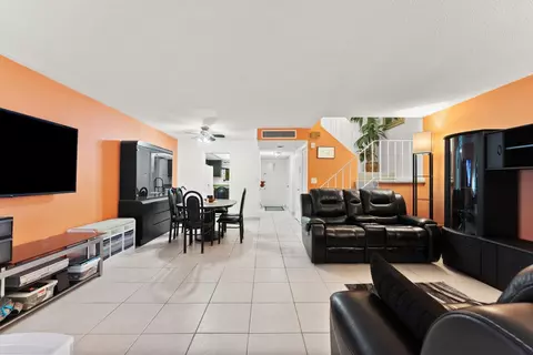 3320 Simms St #11C, Hollywood, FL 33021 photo 12