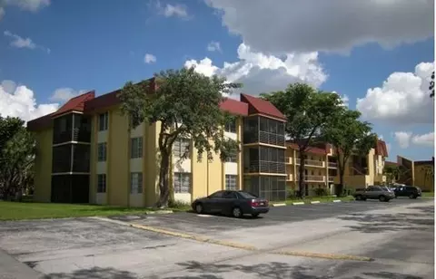 3490 Foxcroft Rd #317, Miramar, FL 33025