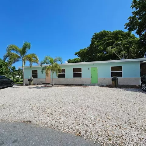 306 NE 13th Ave, Pompano Beach, FL 33060