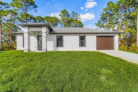 2618 W 41st St W, Lehigh Acres, FL 33971