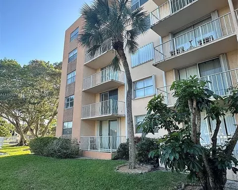 500 Executive Center Dr #3I, West Palm Beach, FL 33401