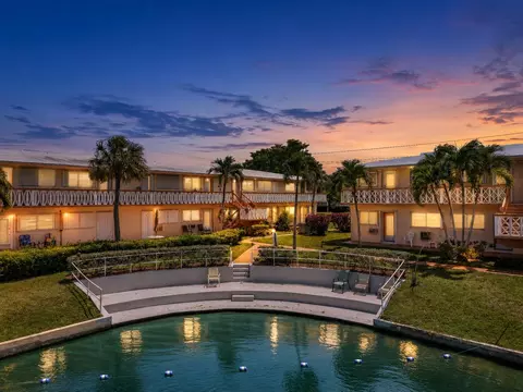 1000 SW 10th Ave #9, Hallandale Beach, FL 33009