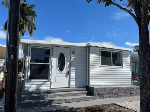 1720 SW 85th Ave, Davie, FL 33324