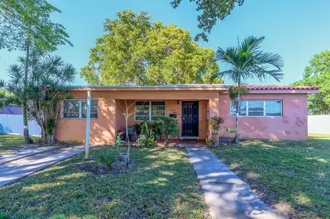 1115 NW 85th St, Miami, FL 33150